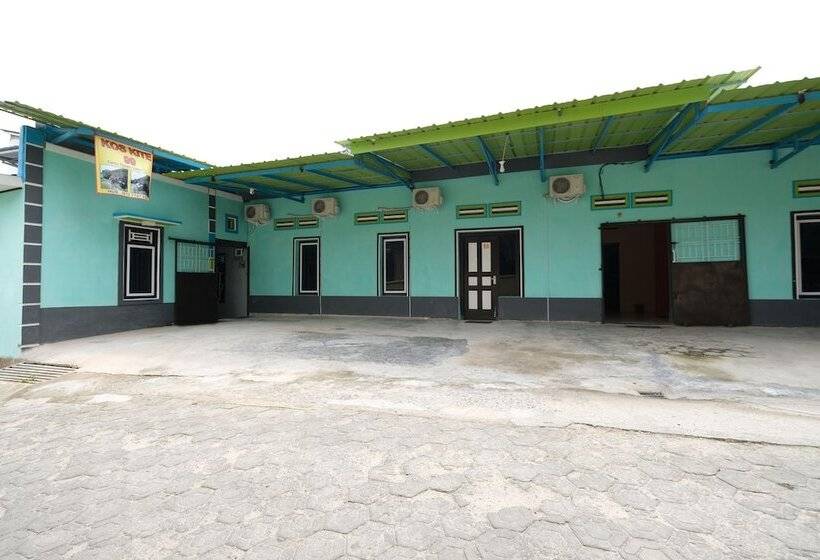 Отель Spot On 2389 Kostel 99