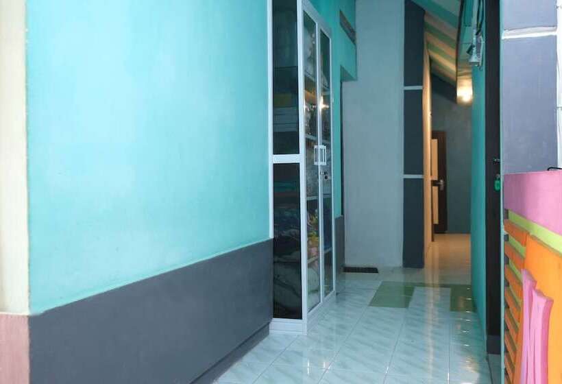 Отель Spot On 2389 Kostel 99