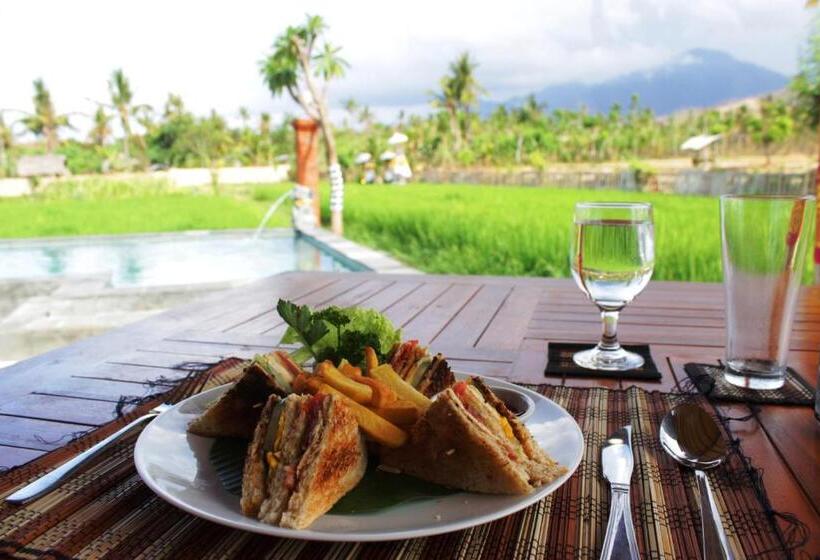בית מלון כפרי Umma Bali Menjangan Retreat