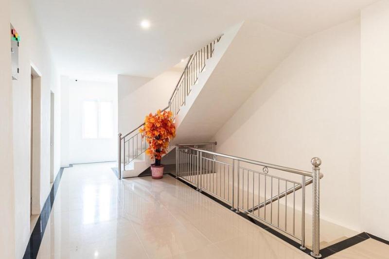 膳宿费 Reddoorz Plus @ Centrium Katamso Medan