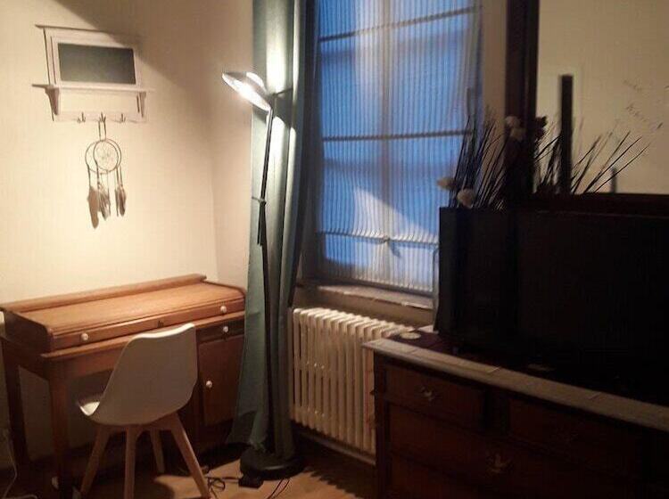 민박 L Hôte Des Géants