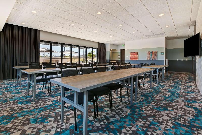 فندق Home2 Suites By Hilton Atascadero, Ca