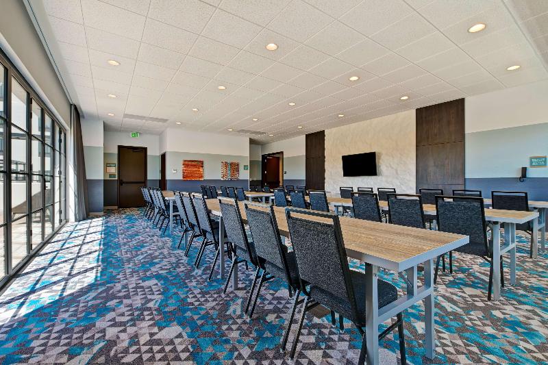فندق Home2 Suites By Hilton Atascadero, Ca