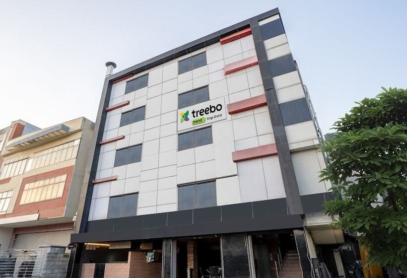 בית מלון כפרי Treebo Kings Orchid