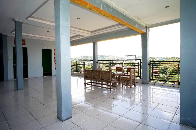 فندق Oyo 2343 Winolanto Guest House