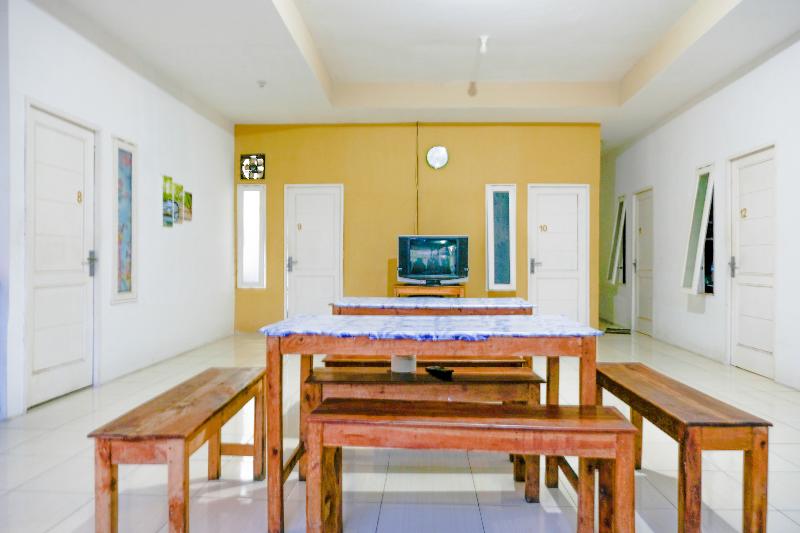 فندق Spot On 2417 Melati Residence