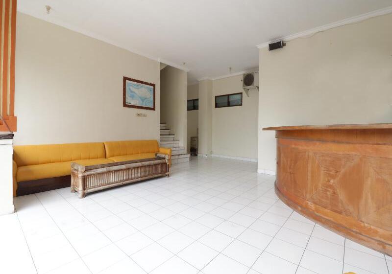 Spot On 2426 Hotel Aget Jaya Ii