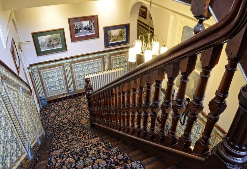 酒店 The Seven Stars