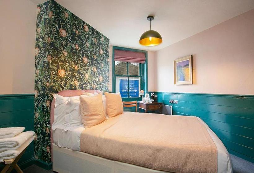 فندق The Ship Rooms