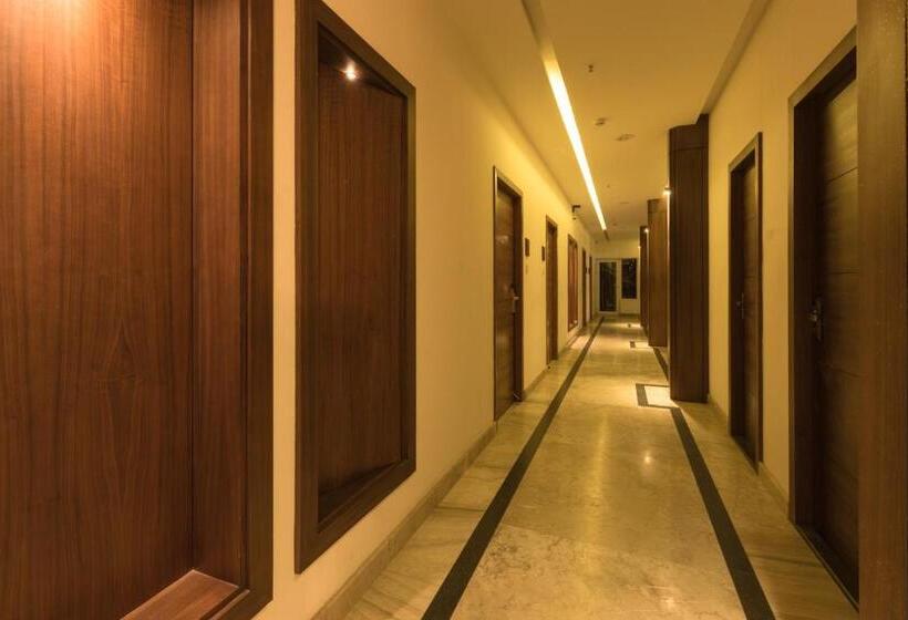 Отель Trivers Resort Munnar