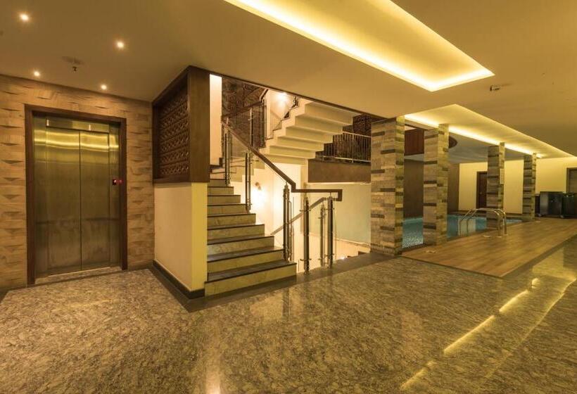 Отель Trivers Resort Munnar