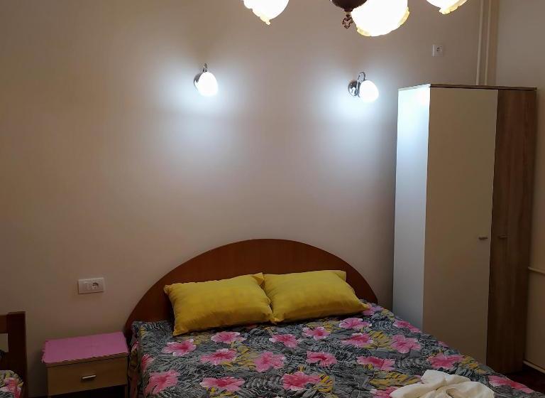 هاستل Apartment   Jona