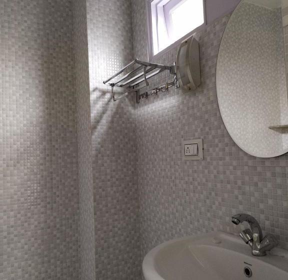 فندق صغير Shimla Gypsy   Home Stay