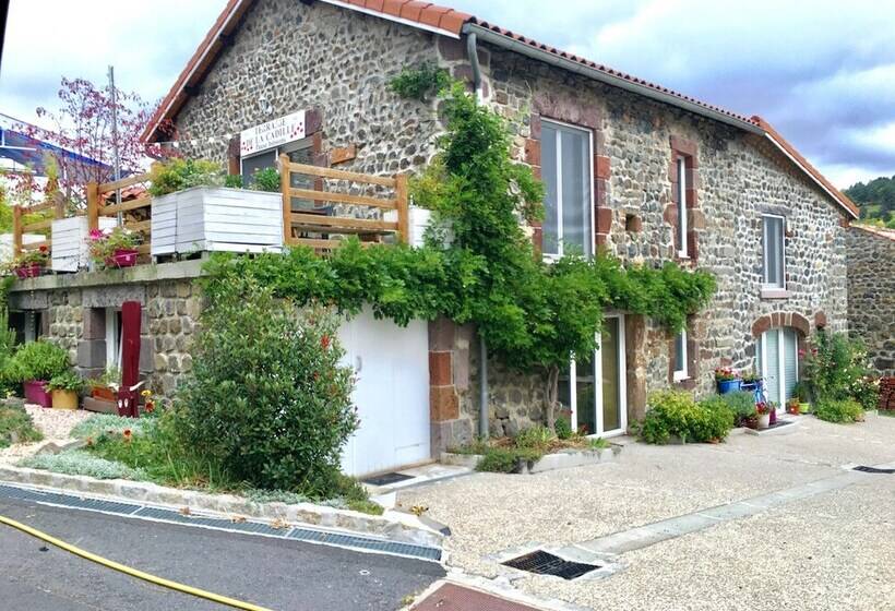 مبيت وإفطار La Cadille