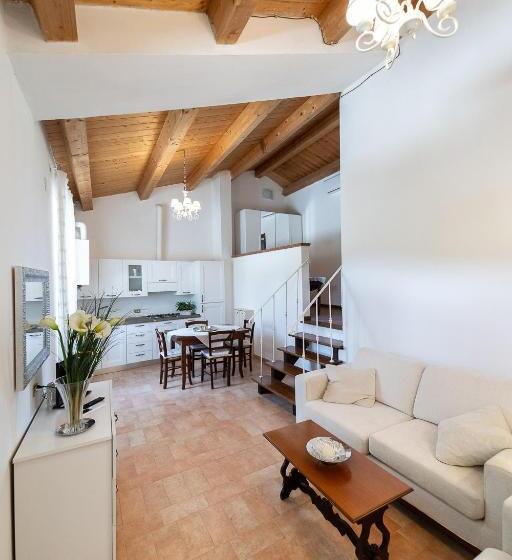 فندق Agriturismo Podere Coldifico