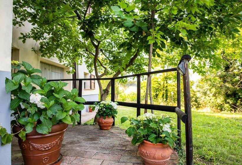 فندق Agriturismo Podere Coldifico