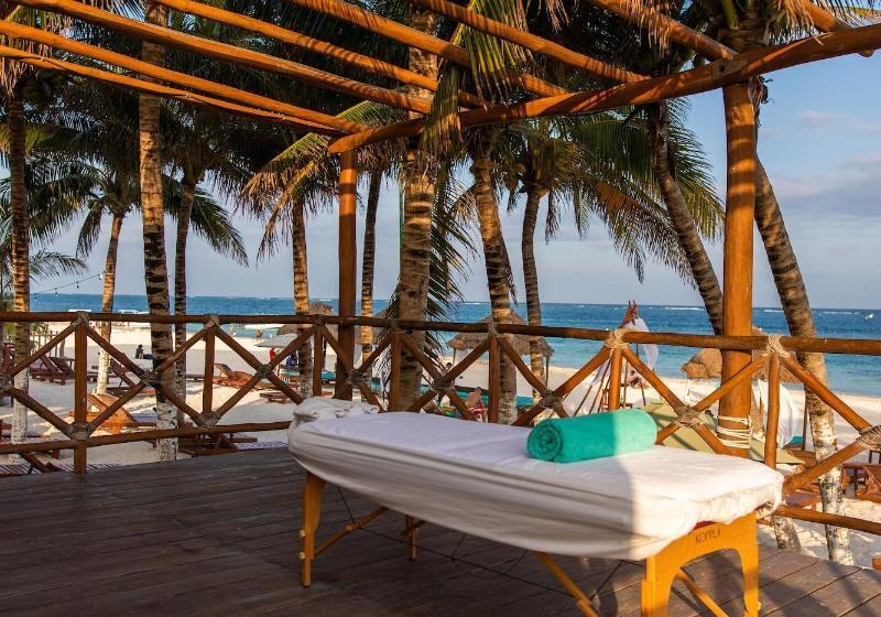 ホテル Ojo De Agua