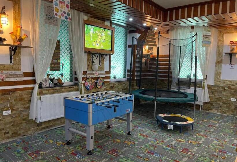 Отель Cabana Sura Getilor Arinis