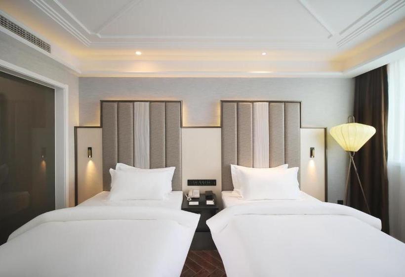 Отель Jinjiang Metropolo  Nanjing Jiangning Binjiang Development Zone