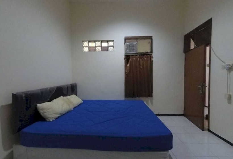 בית מלון כפרי Oyo 2342 Asti Residence 1