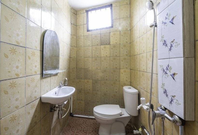 Отель Oyo 2391 Baladewa Residence Syariah