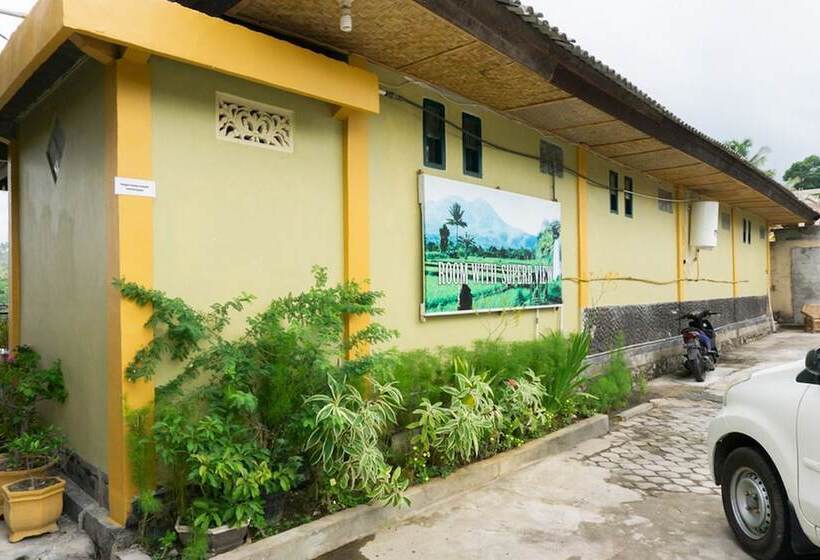 فندق Reddoorz Near Senaru Rinjani