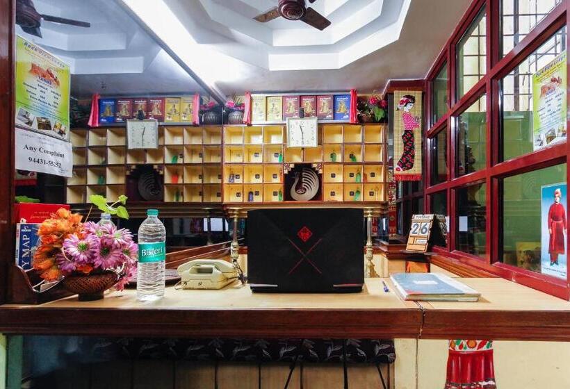 Hotel Spot On 66363  Rock View Lodge