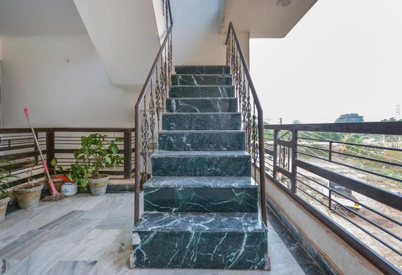 فندق Spot On 66570 Dhiman Residency