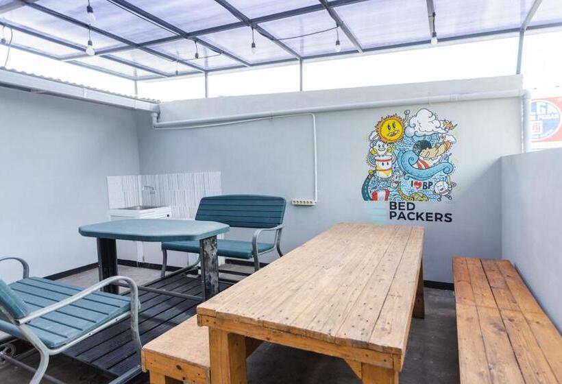 膳宿费 Reddoorz Hostel @ Malang City Center 2