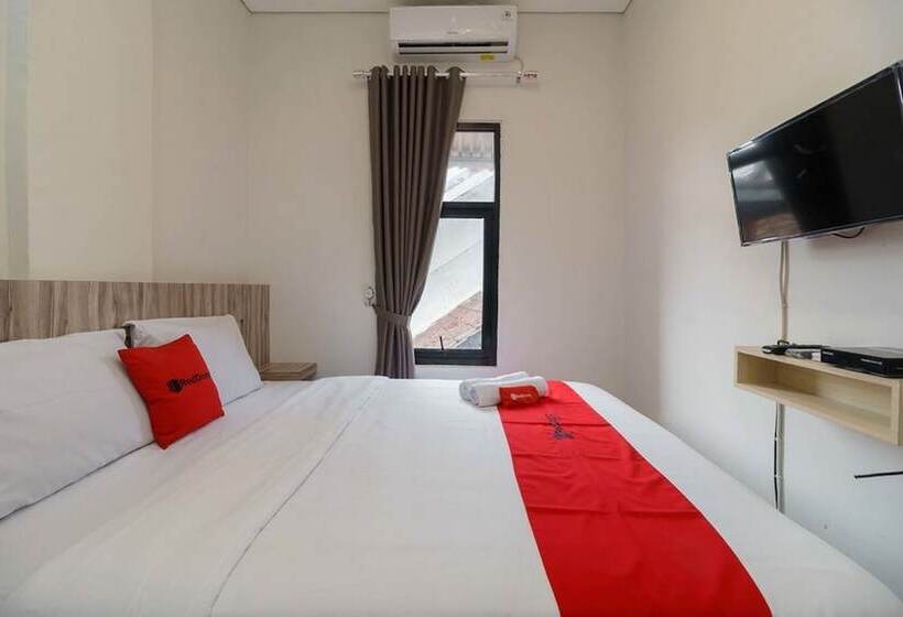 Пансион Reddoorz Syariah Near Rsud Siti Fatimah Palembang