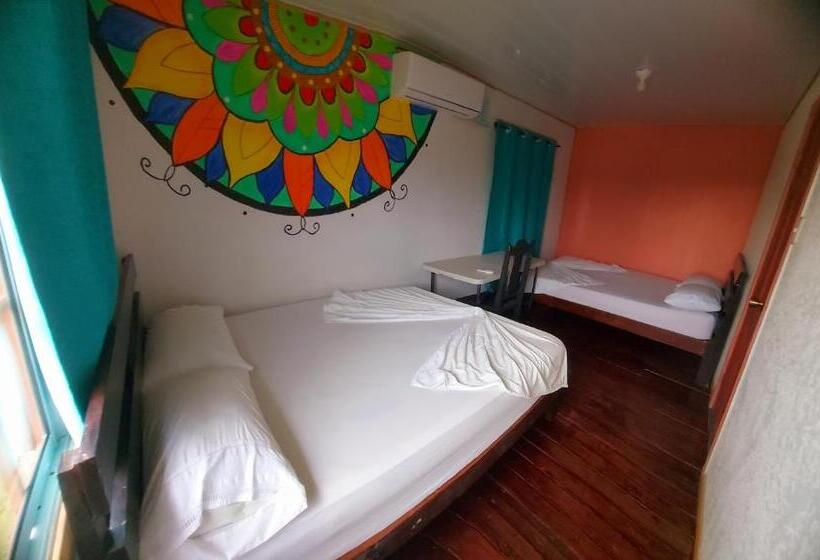 هاستل Yubarta Lodge