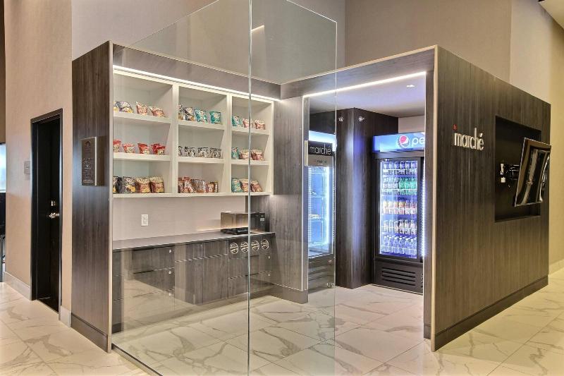 호텔 Courtyard By Marriott Montreal Brossard