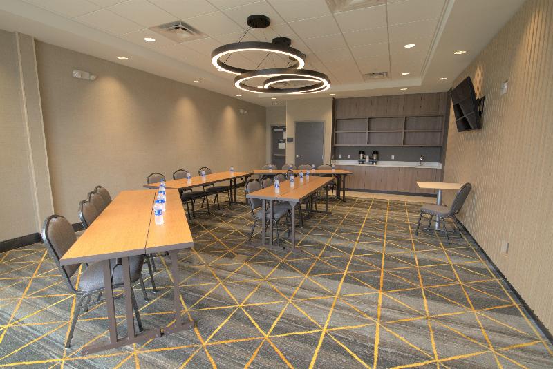 فندق Holiday Inn & Suites   Hopkinsville   Convention Ctr, An Ihg