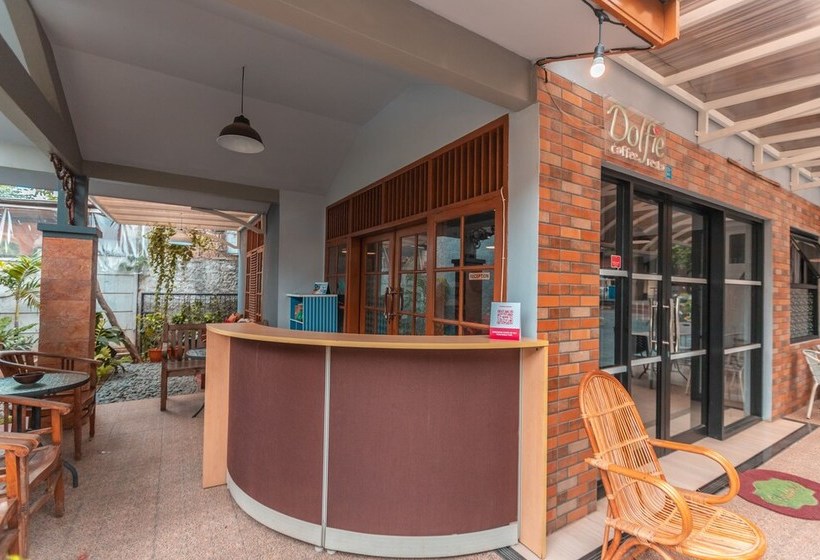 酒店 Oyo 2229 Dolfie Residence