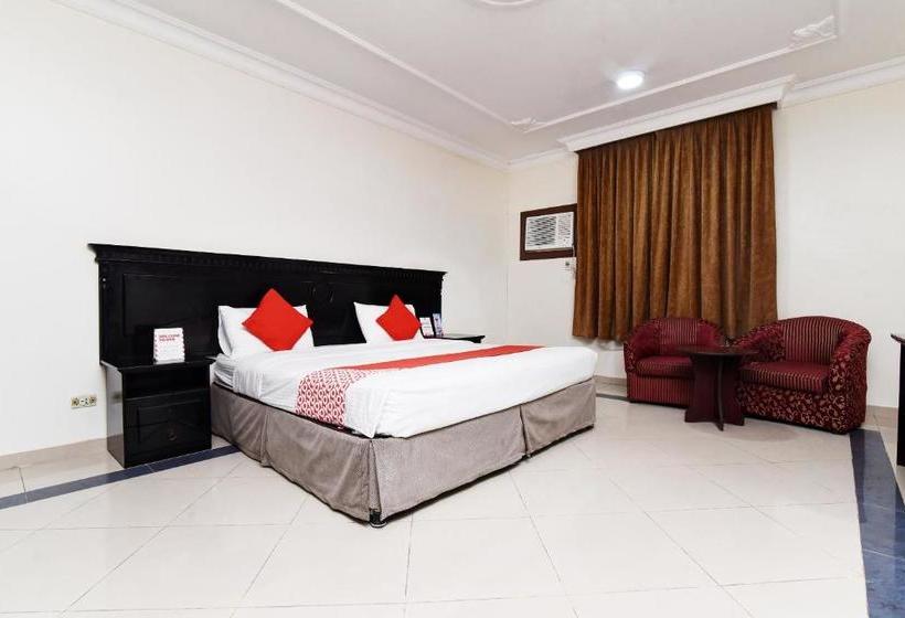 فندق Oyo 367 Season