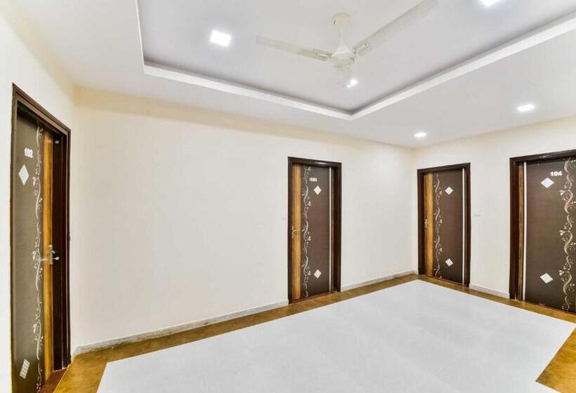 فندق Oyo 61373  Paradise