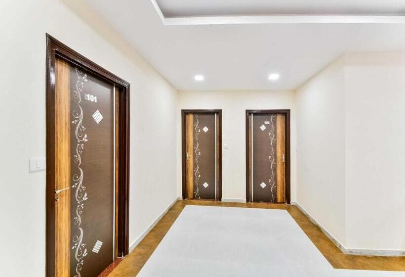 فندق Oyo 61373  Paradise