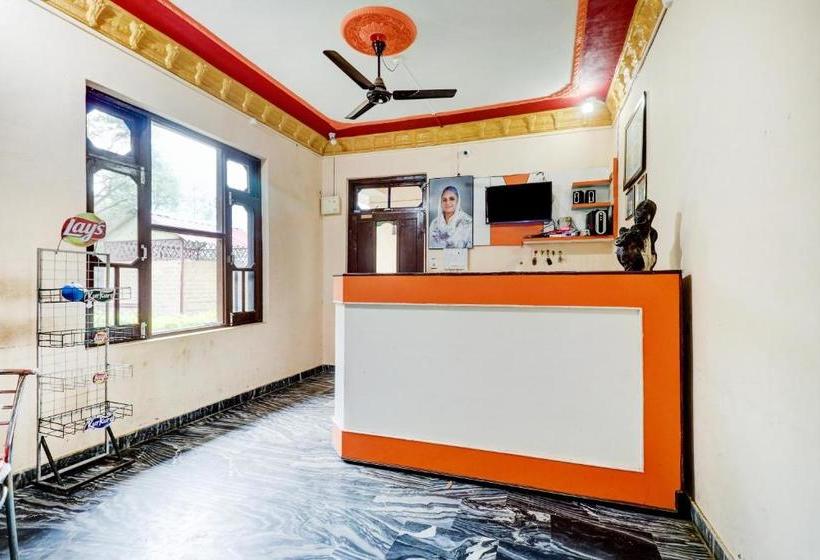 فندق Oyo 65843 Shanechamba