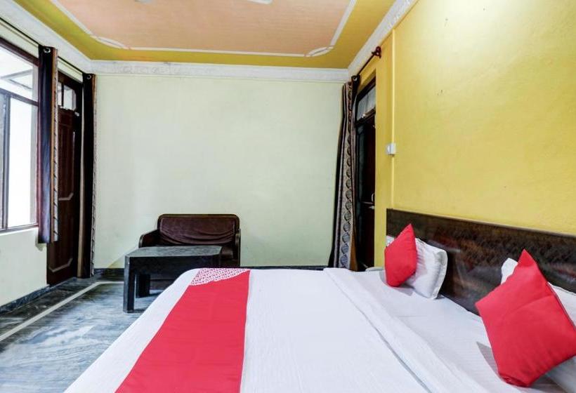 فندق Oyo 65843 Shanechamba