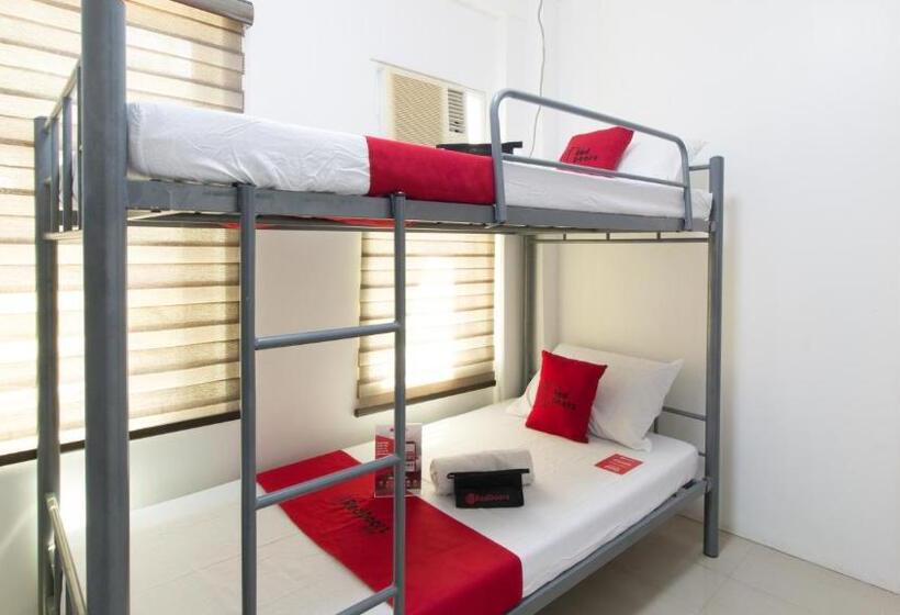 هتل Reddoorz At Teofila Lodge