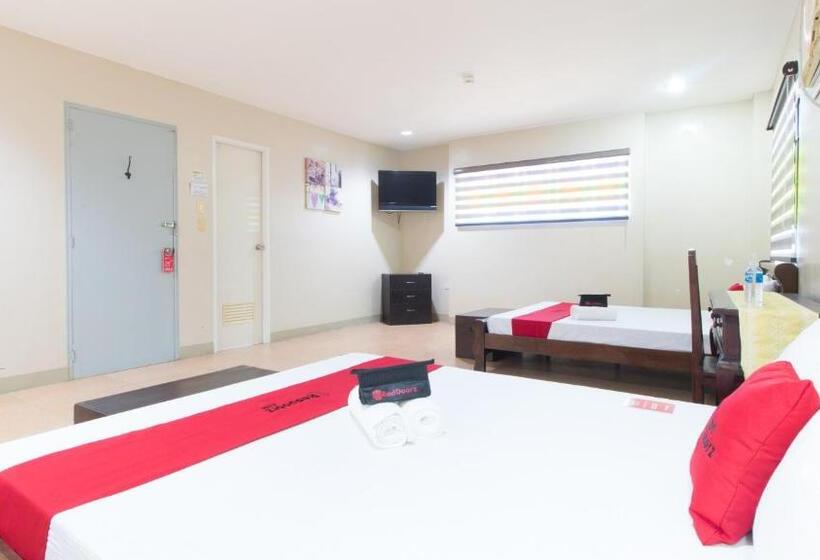 هتل Reddoorz At Teofila Lodge