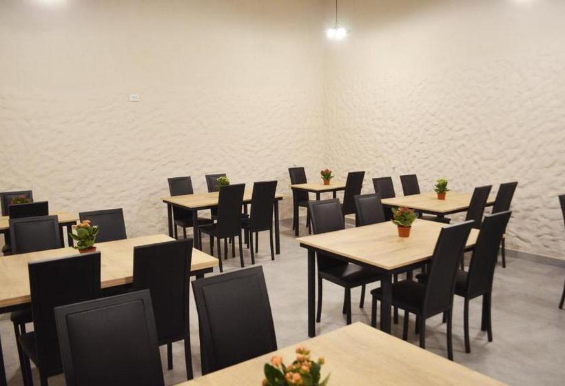 هتل Taba Hall Boutique