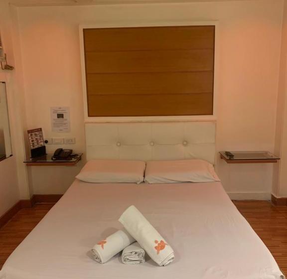 فندق Town And Country Reposo