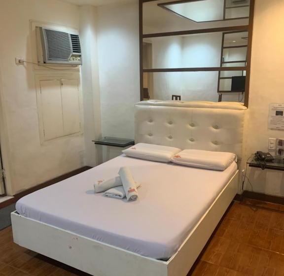 فندق Town And Country Reposo