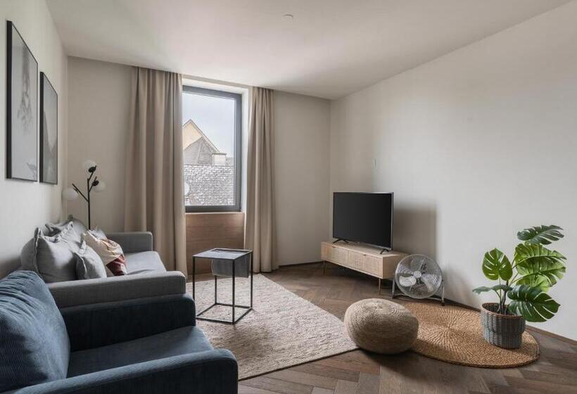 Limehome Linz Schillerstraße