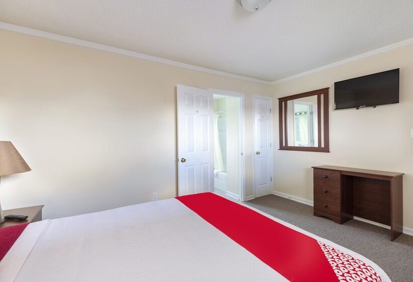 מוטל OYO Hotel Cave City KY