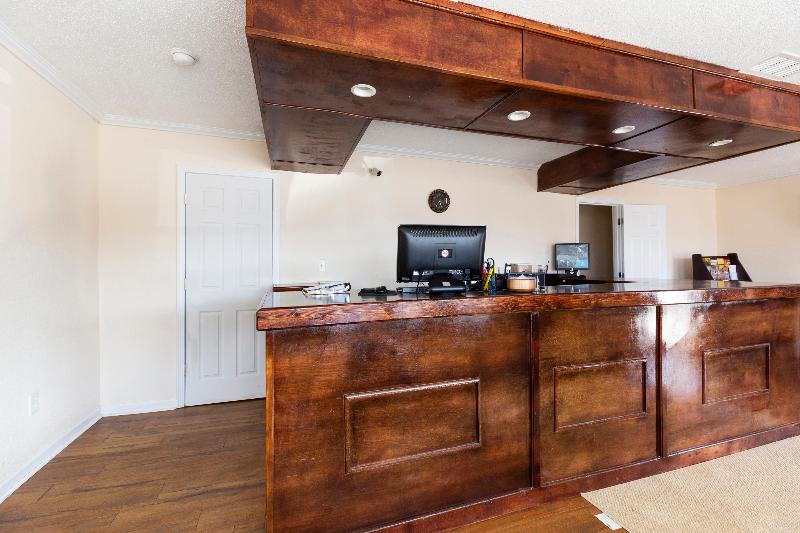 מוטל OYO Hotel Cave City KY