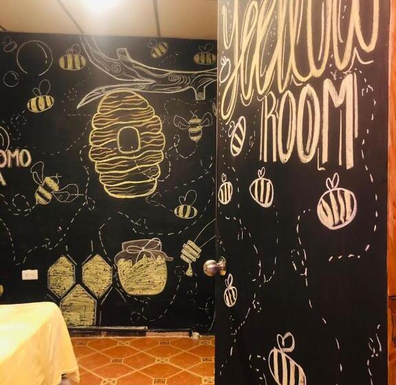 Пансион Casa Egos Pop Laureles