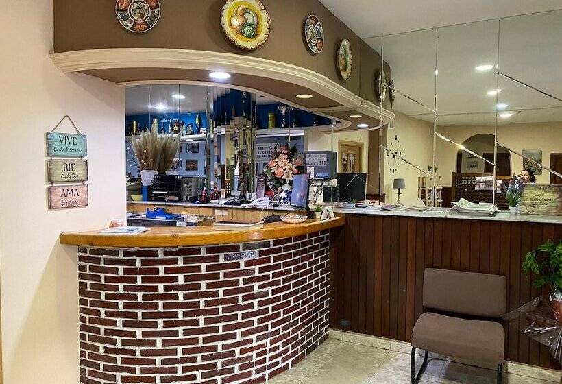 پانسیون Hostal Hermanos Sánchez