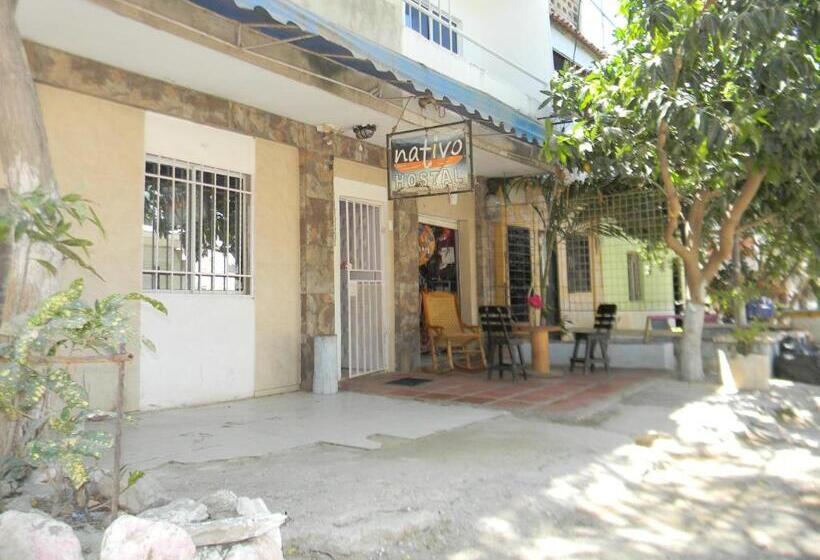 ペンション Hostalnativo